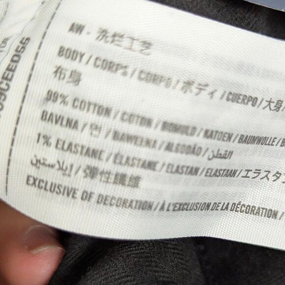 Abercrombie & Fitch | Gray Distressed High Rise Mom Jeans Size 33 - Picture 9 of 10